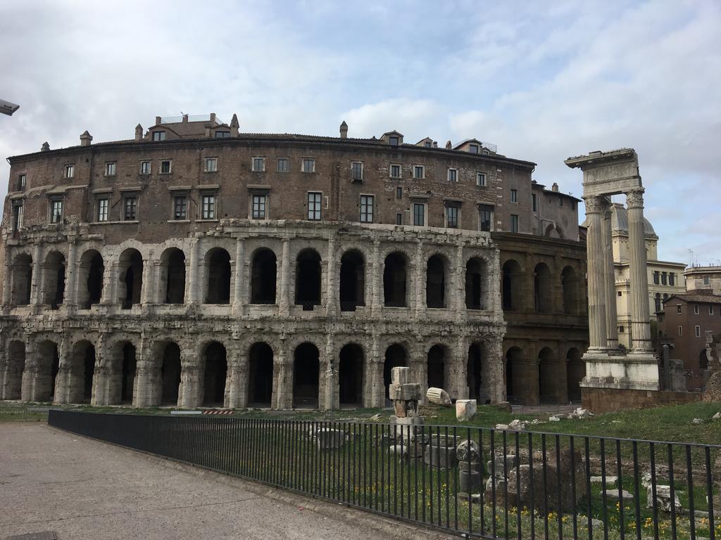 B&B In Piazza Rome Buitenkant foto